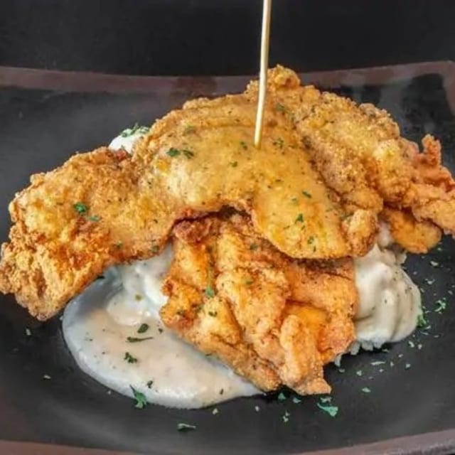 12-14 Oz Buttermilk Fried Chicken.